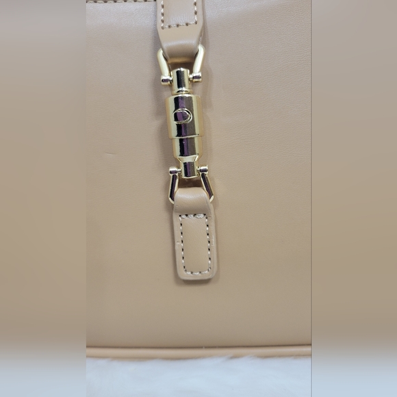 NWOT - Messner Shoulder Bag - Picture 7 of 9